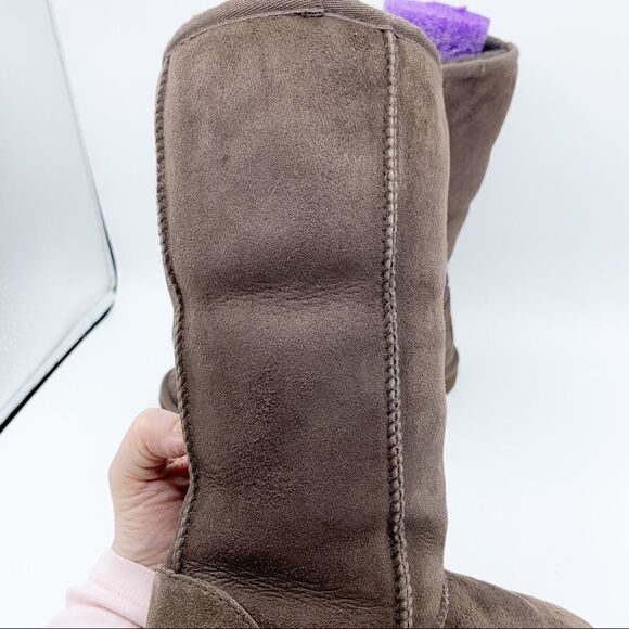Classic Ugg Tall Boot Chocolate 5 EUC - Picture 13 of 15